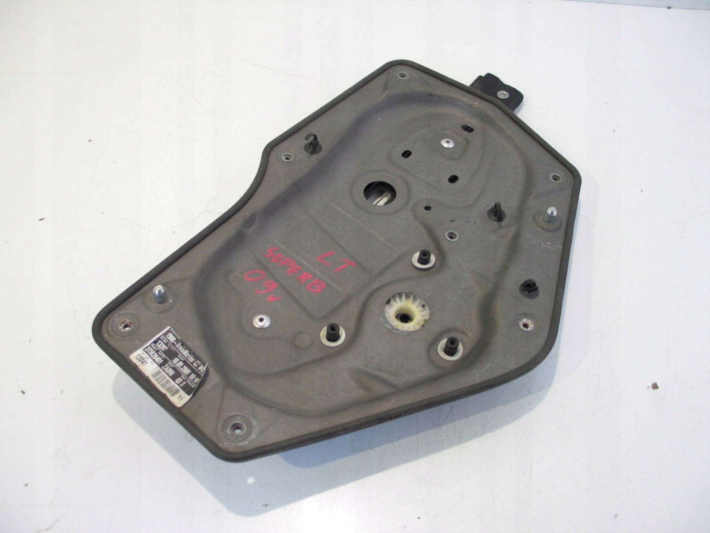 PODNOŚNIK SZYBY LEWY TYŁ EL. SUPERB 2 II 3T5839401