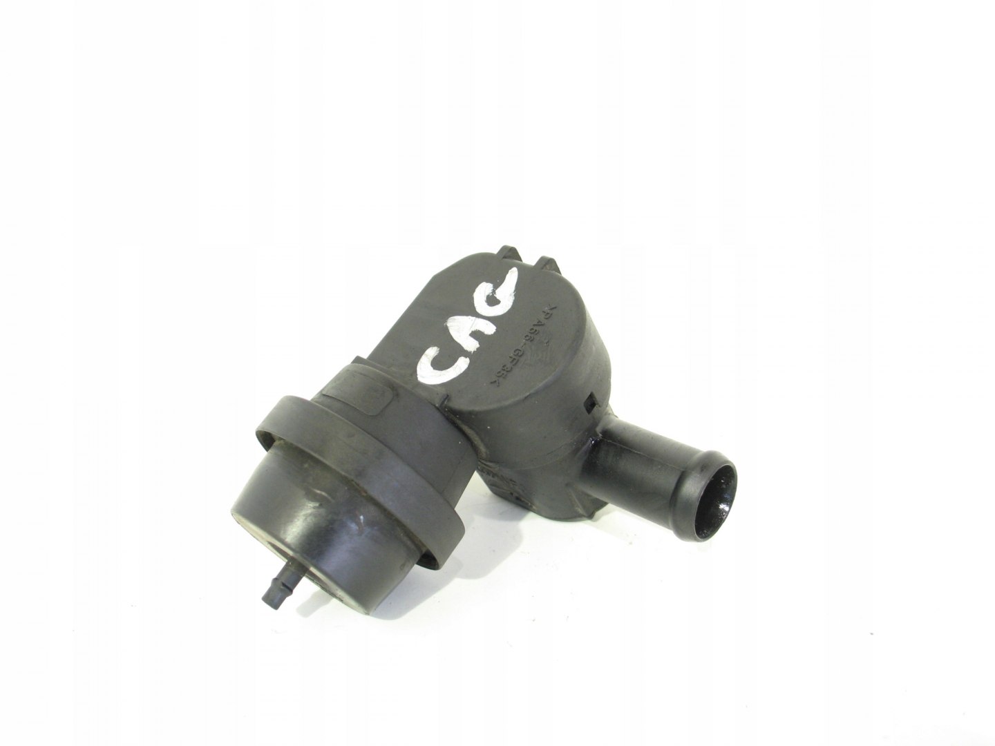 13505627677-696aa9002db80 ZAWÓR WODY VW SKODA A4 B8 2.0 TDI 1J0819809