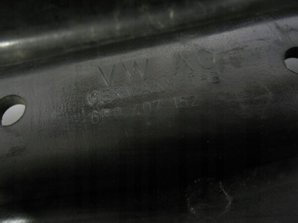 WAHACZ PRAWY PRZÓD VW SKODA ROOMSTER 1.6 6R0407152