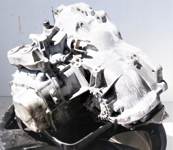 SKRZYNIA BIEGÓW OPEL ASTRA MERIVA 1,7 DTI F17W384