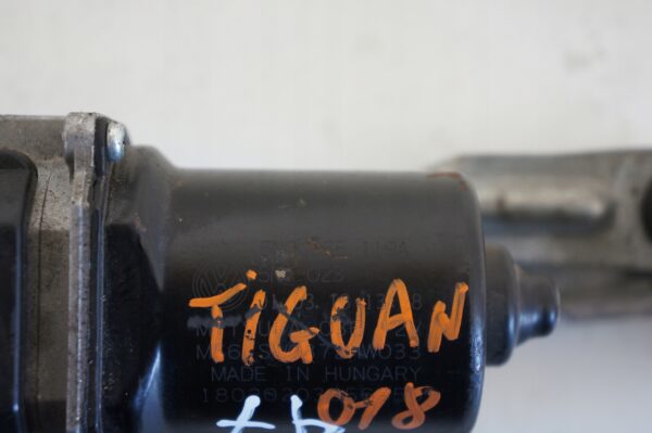 MECHANIZM WYCIERACZEK PRZÓD VW TIGUAN 2 5NB955119A