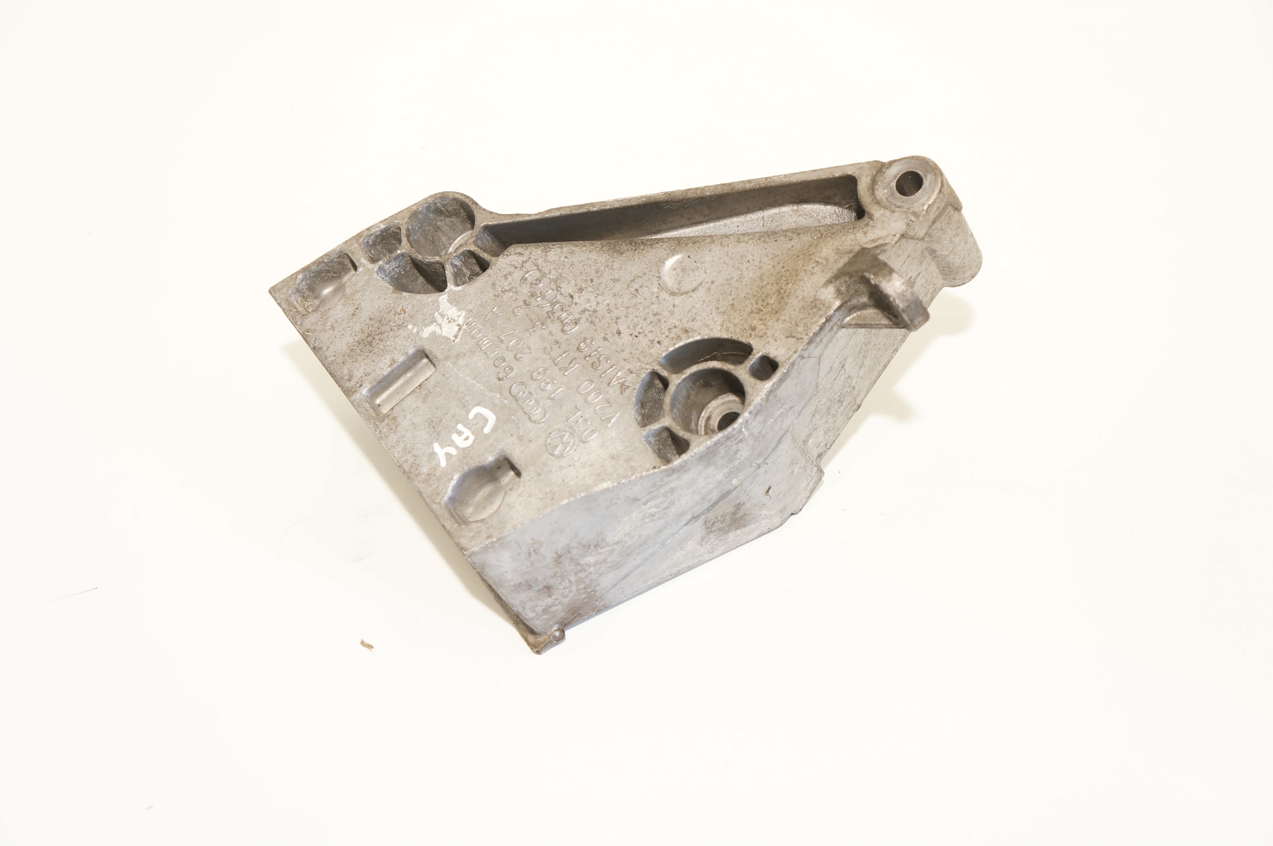 ŁAPA SILNIKA VW GOLF VI A3 1,6 TDI 03L199207A CAY