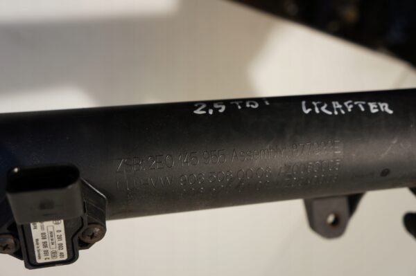 RURA INTERCOOLERA VW CRAFTER 2,5 TDI 2E0145955A