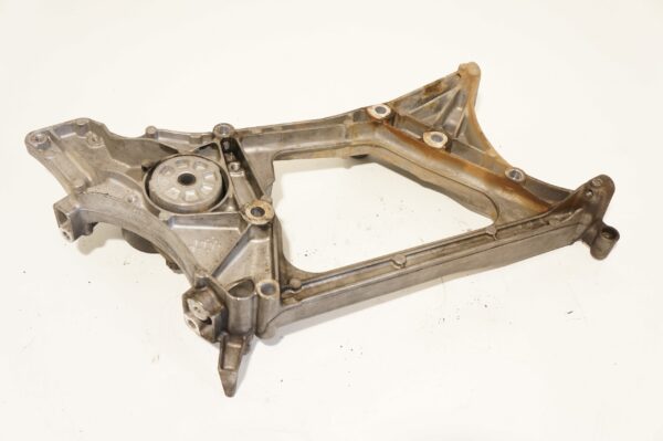 ŁAPA SILNIKA MERCEDES W212 W204 2,2CDI A6512011109