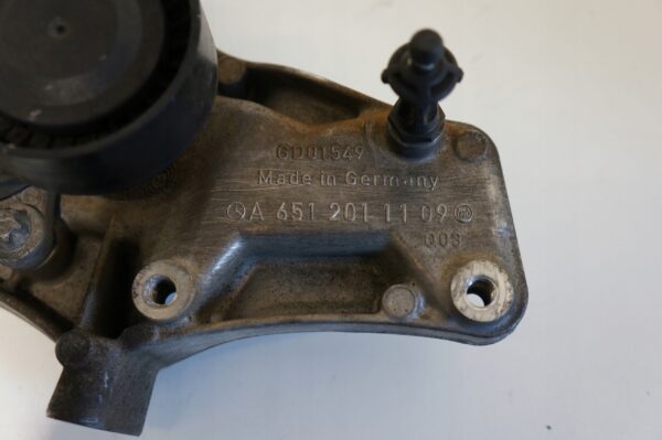 ŁAPA SILNIKA MERCEDES W212 W204 2,2CDI A6512011109