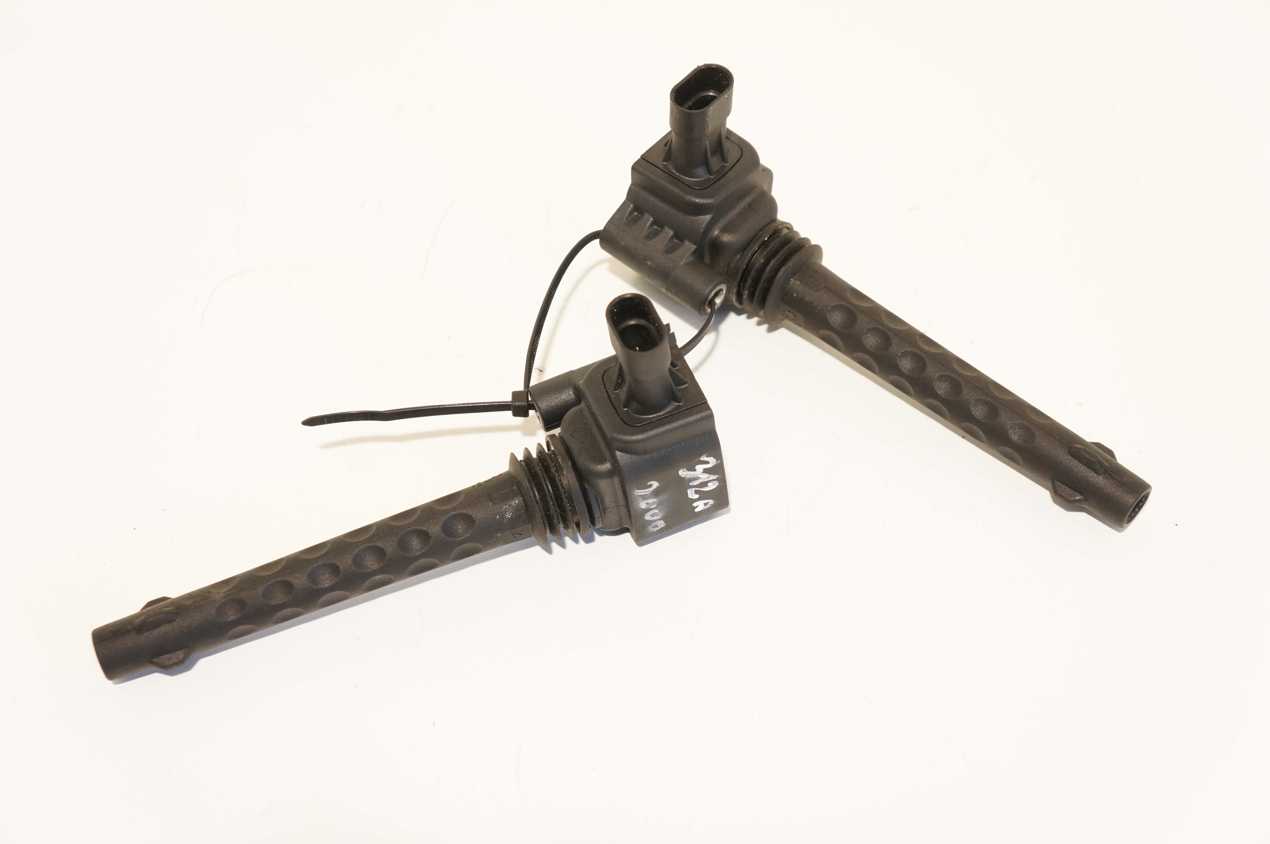 CEWKI ZAPŁONOWE FIAT PANDA III 500 0,9T 0221504035