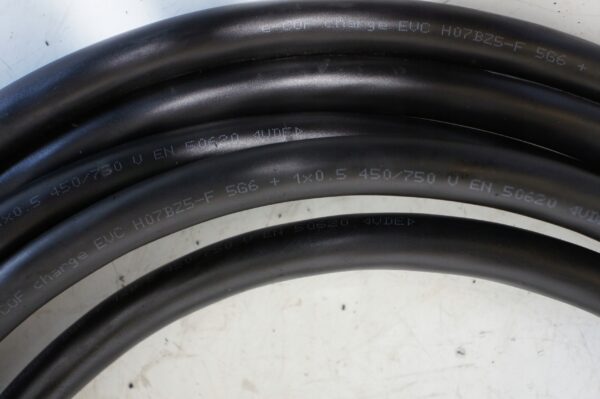 13860933989-696aa5797e067 KABEL ŁADOWANIA SMART TWINGO III ZOE 296904592R