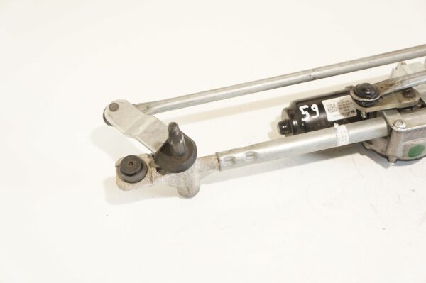 MECHANIZM WYCIERACZEK PRZÓD AUDI A1 82B955119 EU