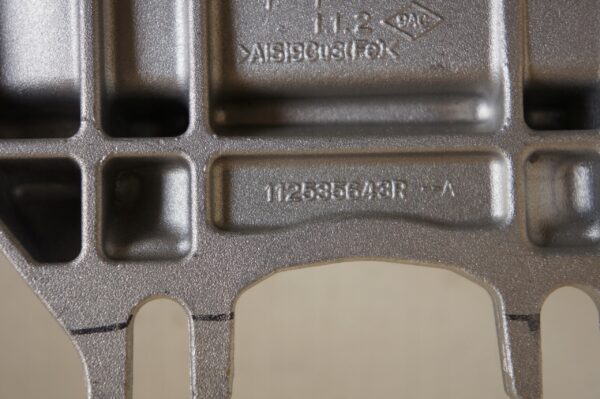 13897291686-696aa3cae4fab PODUSZKA SKRZYNI DACIA SANDERO III 1,0 112535643R