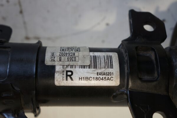 MCPHERSON ZWROTNICA PRAWY FIESTA MK8 H1BC18045AC