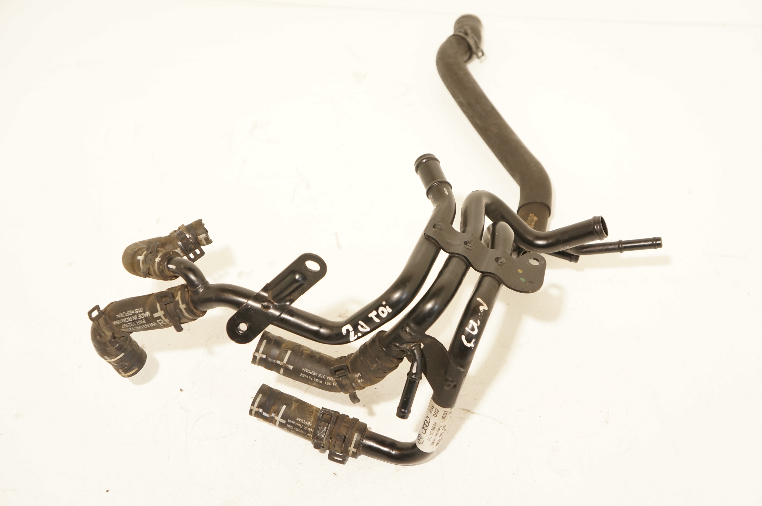 RURKI WĘŻE WODY VW TIGUAN A6 2,0 TDI 04L121064AE