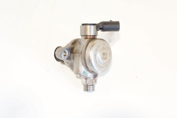 POMPA PALIWA VW POLO 2G KAROQ 1,0 TSI 04E127027N