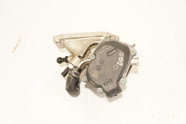 PRZEPUSTNICA VW GOLF PASSAT B7 2,0 TDI 04L128063T