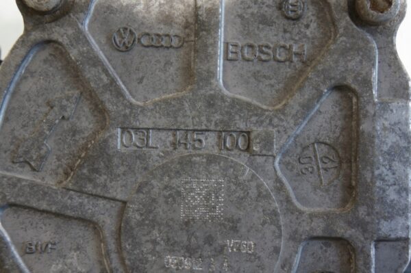 14255816322-696a9bbfe777b POMPA VACUM VW GOLF VI A3 1,6 TDI 03L145100G BOSCH