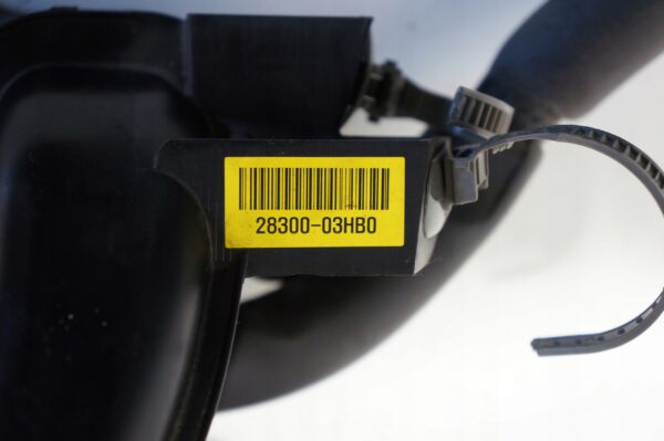 KOLEKTOR SSĄCY HYUNDAI IONIQ KONA NIRO 1,6 GDI HYBRID G4LE 28300-03HB0