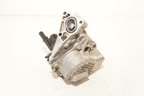 ELEKTRYCZNA POMPA WODY TOYOTA YARIS III PRIUS 1,5 HYBRID 1NZ 133076 0517C