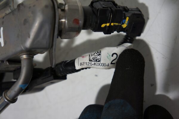 LISTWA WTRYSKOWA WTRYSKI TOYOTA YARIS IV MAZDA 2 KB 1,5 HYBRID 23250-F3020