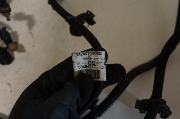 INSTALACJA WIĄZKA SILNIKA OPEL CORSA F E-208 II ELEKTRIC 9831778480 ZK01