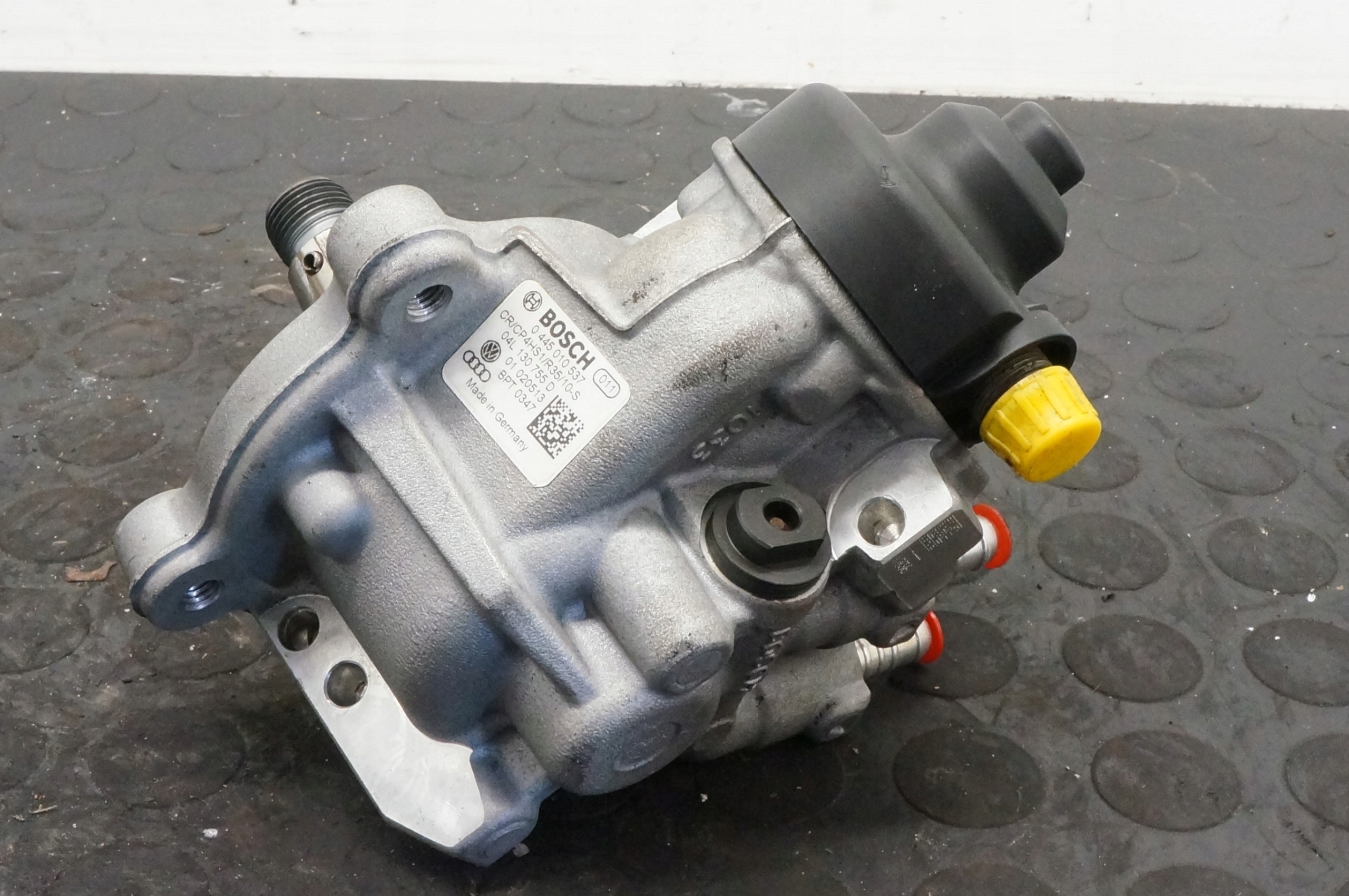 POMPA WTRYSKOWA VW GOLF VII 1,6 2,0 TDI 04L130755D 0445010537