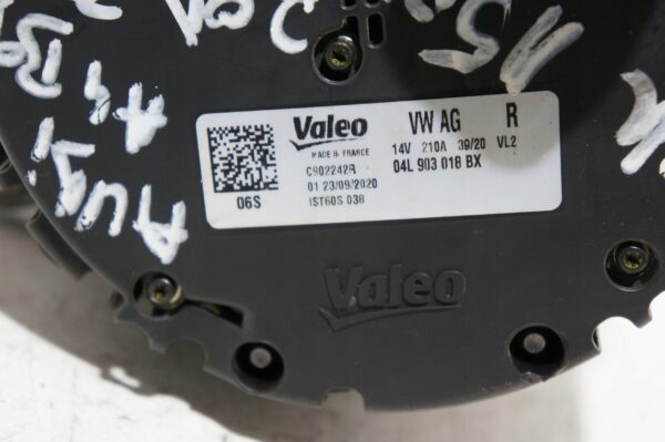ALTERNATOR SILNIKA AUDI A6 C8 A7 A5 8W A4 B9 2,0 TDI 04L903018BX 14V 210A