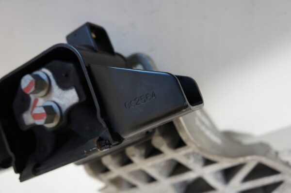 ŁAPA PODUSZKA SILNIKA HYUNDAI KONA I EV ELEKTRIC 0G2564 PTGKA 2018-2023R