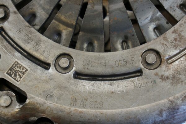 KOŁO DWUMASOWE VW POLO 2G KAROQ IBIZA 1,0TSI DKR CHZ 04C105266E 04C141025R