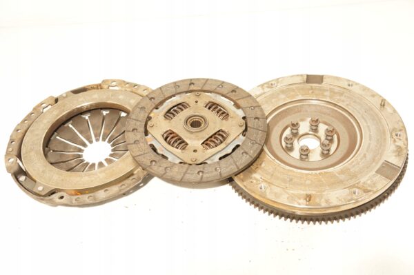 SPRZĘGŁO SZTYWNE FORD PUMA FIESTA MK8 1,0EB B7JB H6BG-7563-AB H6BG-7550-AD