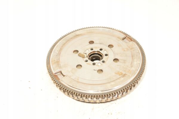 KOŁO DWUMASOWE AT MERCEDES RENAULT W177 CAPTUR 2 1,5 BLUE DCI 123100206R