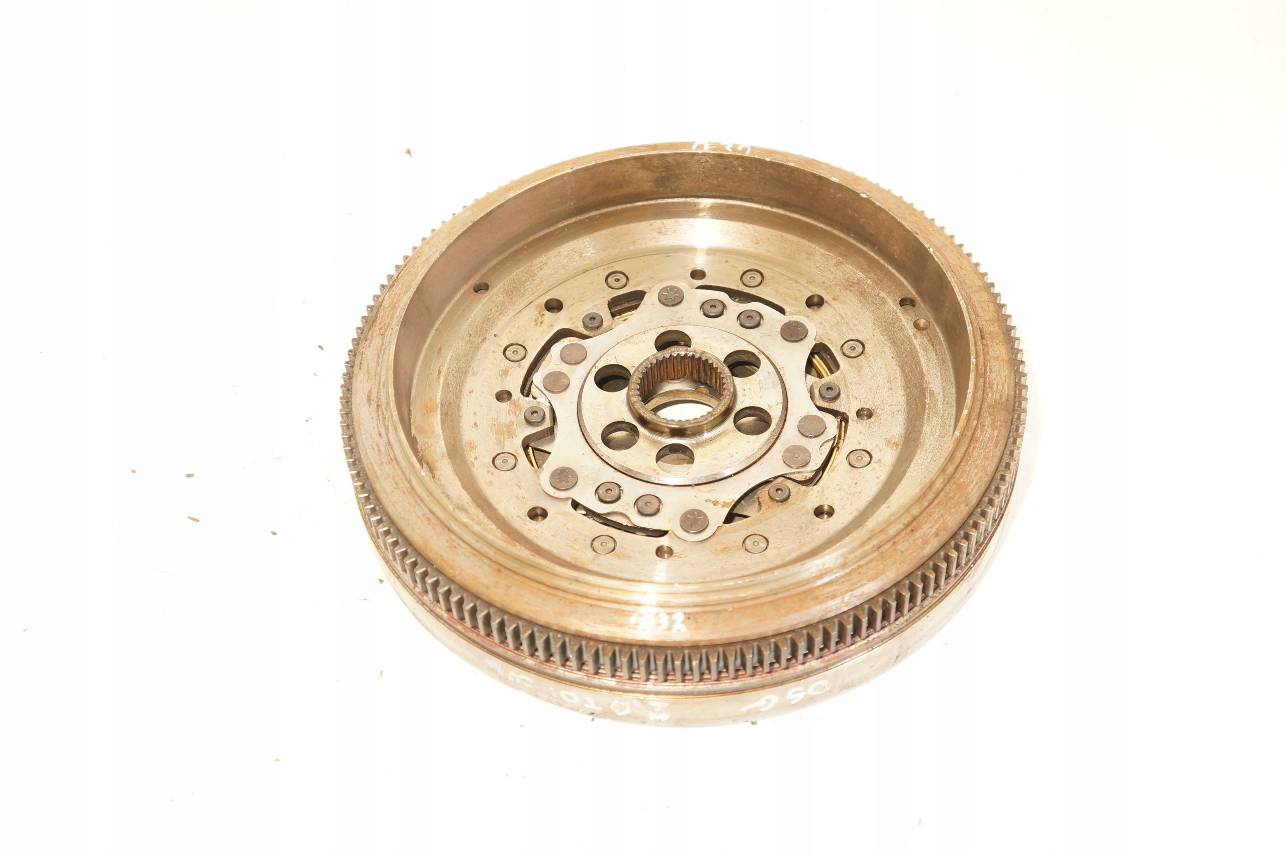 KOŁO ZAMACHOWE AUTOMAT DSG VW TIGUAN PASSAT B7 CC Q3 2,0 TDI 03L105266DG