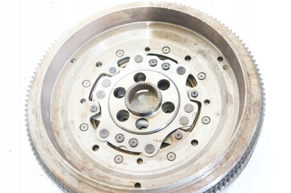 KOŁO ZAMACHOWE AUTOMAT DSG VW TIGUAN PASSAT B7 CC Q3 2,0 TDI 03L105266DG