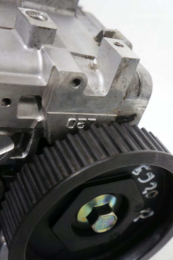 GŁOWICA SILNIKA PRAWA SUBARU LEGACY FORESTER IMPREZA 2,0 16V EJ20 L20 3-1A