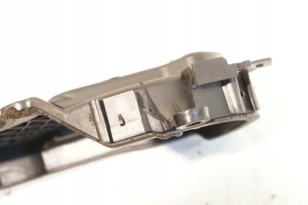 15057841855-696a89fe13917 OSŁONA ROZRZĄDU FORD VOLVO MONDEO MK4 V50 2,0D TDCI AV4Q-6007-DB