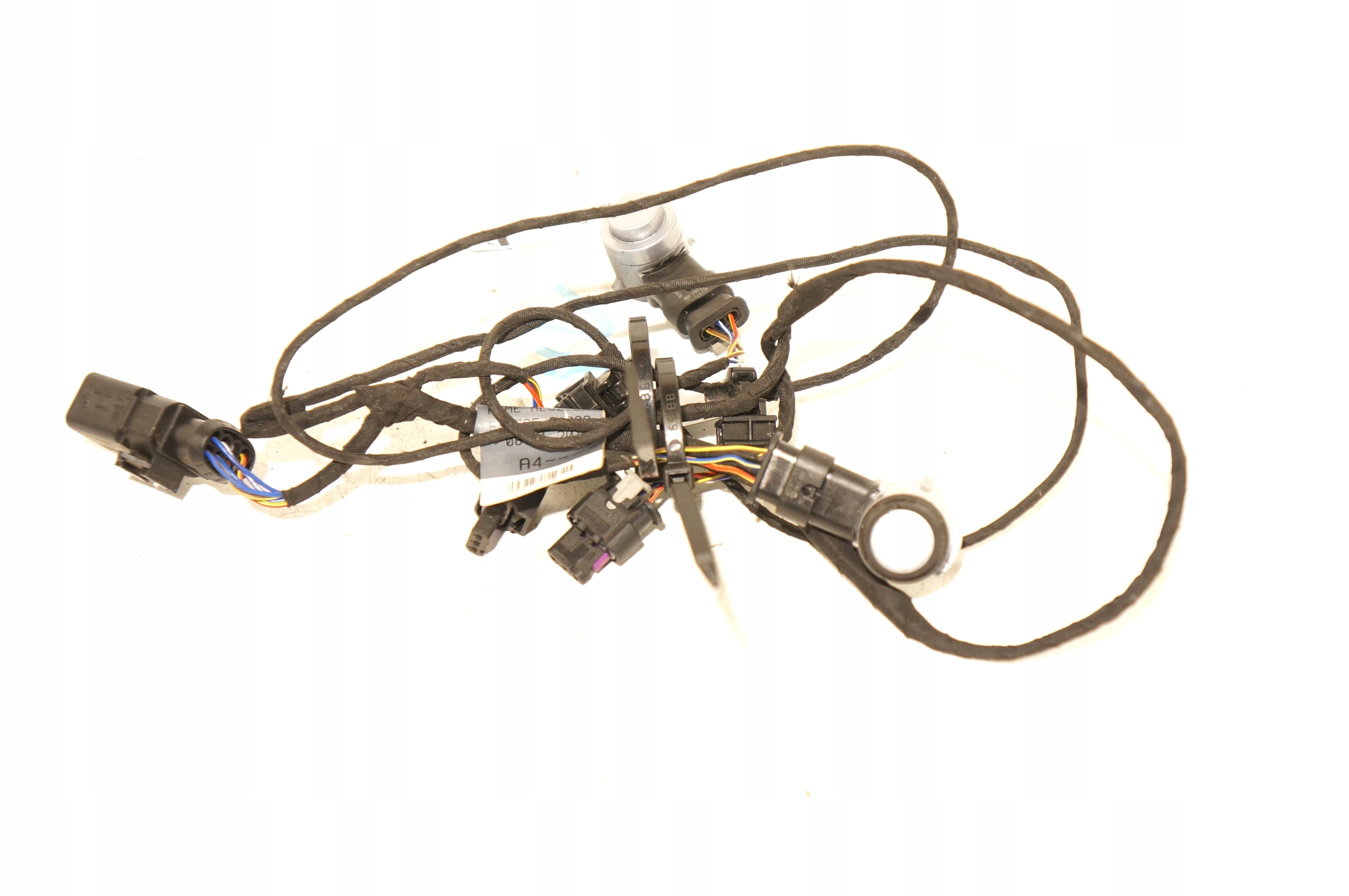 WIĄZKA CZUJNIK PARKOWANIA PDC 2X TYŁ AUDI Q2 SQ2 81A971104 TAB010889CM