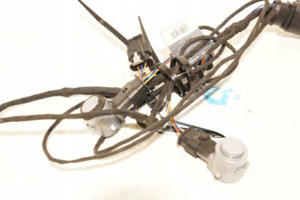 15161793179-696a87bf66929 WIĄZKA CZUJNIK PARKOWANIA PDC 2X TYŁ AUDI Q2 SQ2 81A971104 TAB010889CM