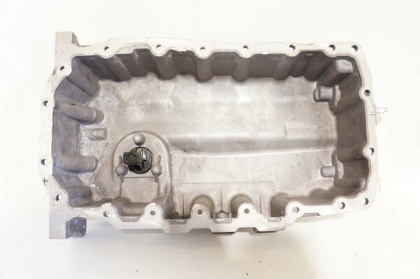 MISKA OLEJOWA VW GOLF V A3 8P PASSAT B6 1.6 2,0 TDI BKC BKD 03G103603AF/AD