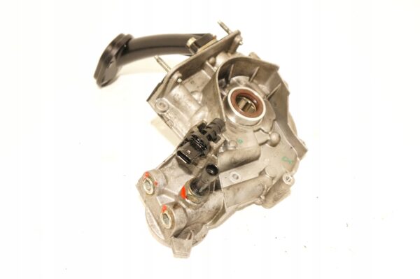 POMPA OLEJU FIAT JEEP RENEGADE FIAT 500X SPIDER 1,4TB T-JET 80203064 A598