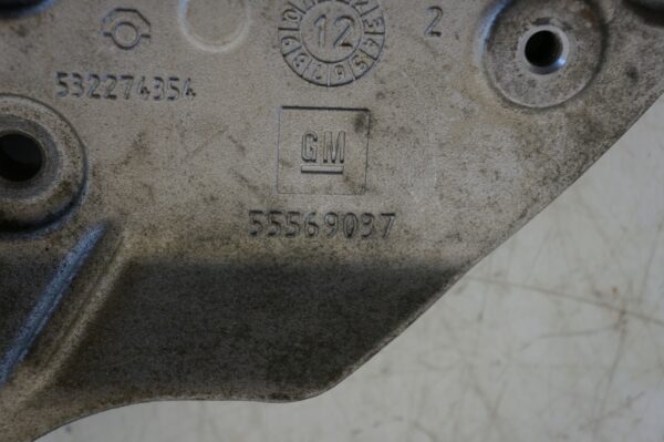 ŁAPA WSPORNIK KLIMY OPEL CHEVROLET AMPERA VOLT ASTRA J 1,4 A14XFL 55569037