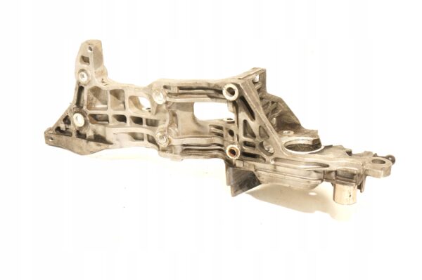 15182781552-696a769a5d105 ŁAPA WSPORNIK VW GOLF VII A3 A5 A6 C7 1,6 2,0 TDI CNH DCX CRL 04L903143B