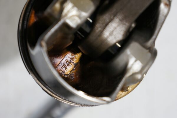 TŁOK KORBOWÓD VW GOLF VII A3 ARONA ATECA 1,4TSI TFSI CVN 74L6742 04ER UK2