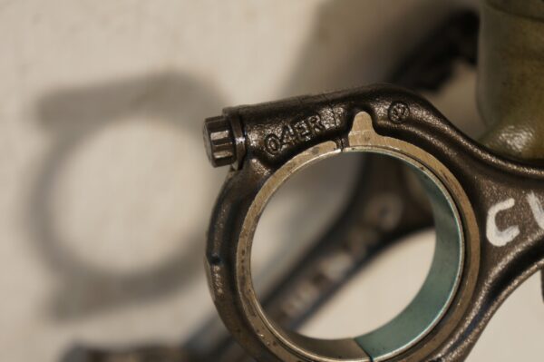 TŁOK KORBOWÓD VW GOLF VII A3 ARONA ATECA 1,4TSI TFSI CVN 74L6742 04ER UK2