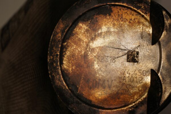 TŁOK KORBOWÓD VW UP! CITIGO FABIA III MII 1,0 MPI CHY 7493A 04CAE 04EE UK2