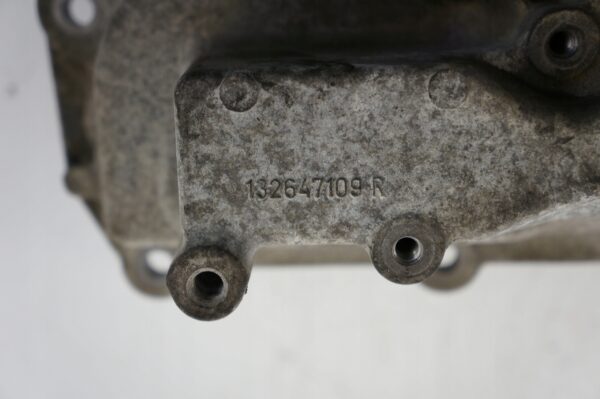 POKRYWA ZAWORÓW RENAULT DACIA 132647109R