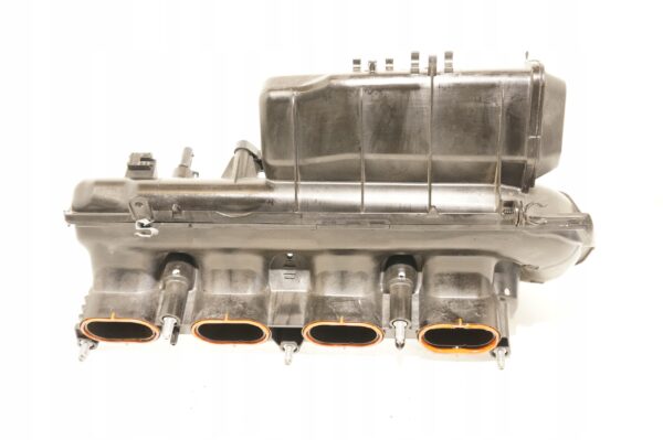 KOLEKTOR SSĄCY MERCEDES W205 2,0 CGI A2740900037