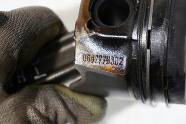 TŁOK Z KORBOWODEM OPEL INSIGNIA ASTRA MOKKA 1.6 CDTI B16DTH 0687776302