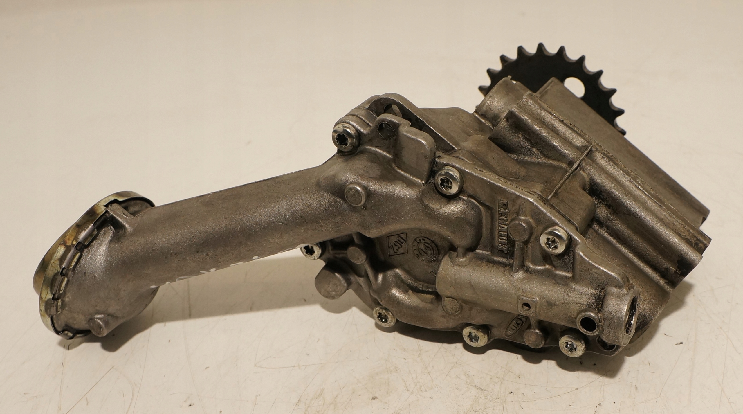 POMPA OLEJU MERCEDES RENAULT 1,5 DCI CDI 150003395R