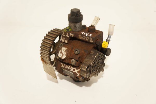 POMPA WTRYSKOWA RENAULT SUZUKI 1.9 DCI 0445010148 8200561664