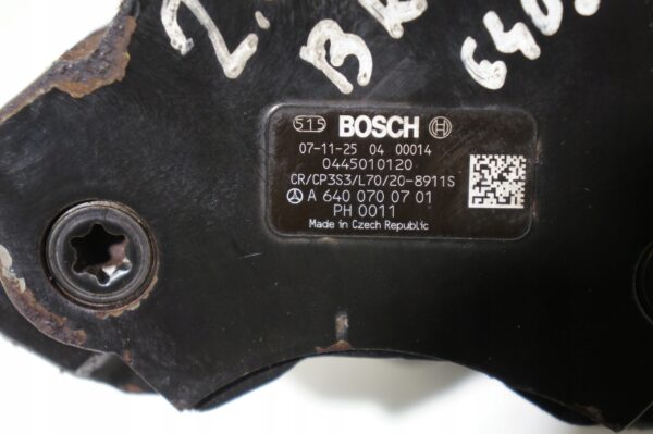 POMPA WTRYSKOWA MERCEDES W245 2,0 CDI A6400700701