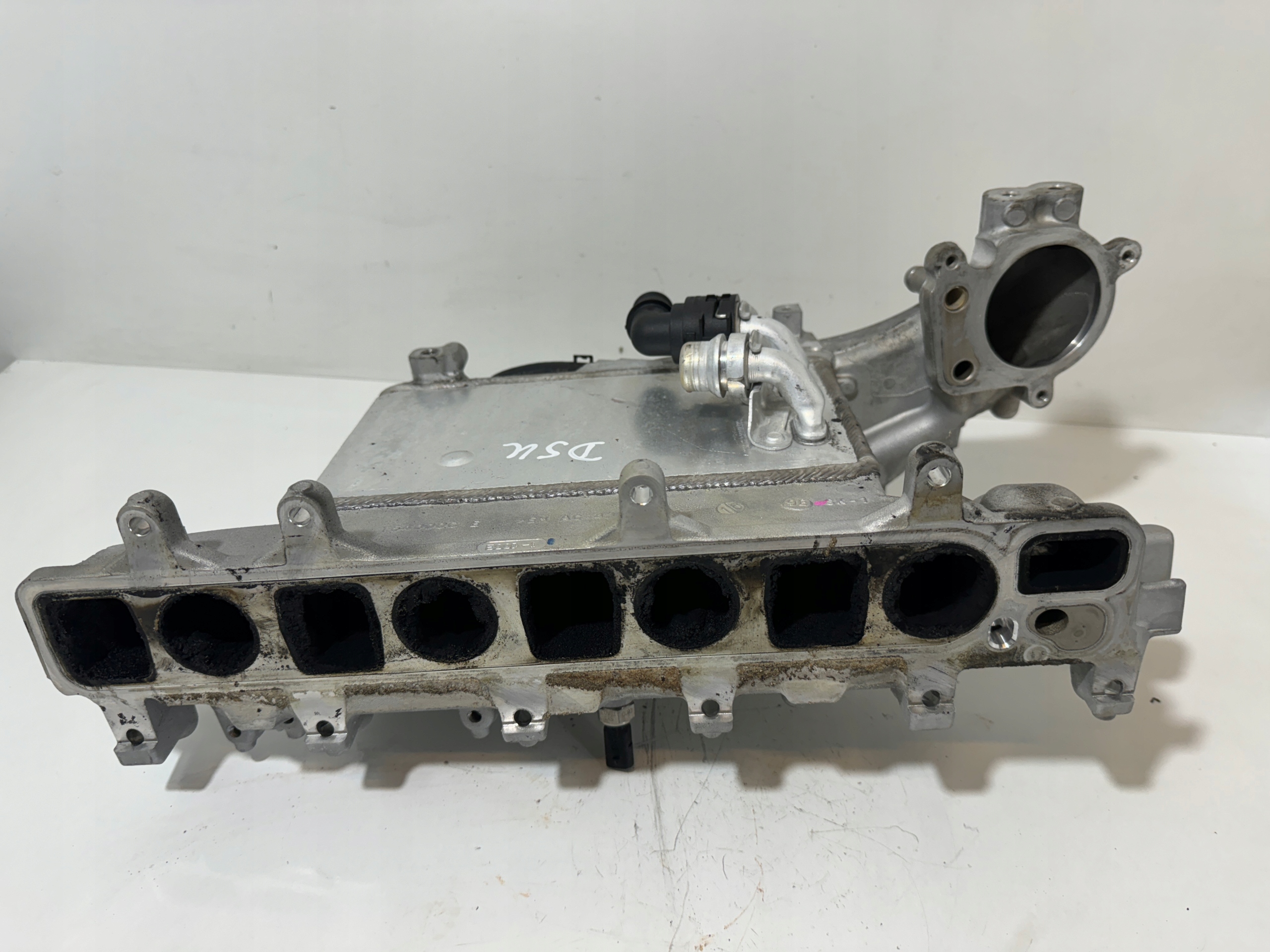 KOLEKTOR SSĄCY VOLKSWAGEN AUDI SEAT SKODA 2.0 TDI DSU 05L129766R