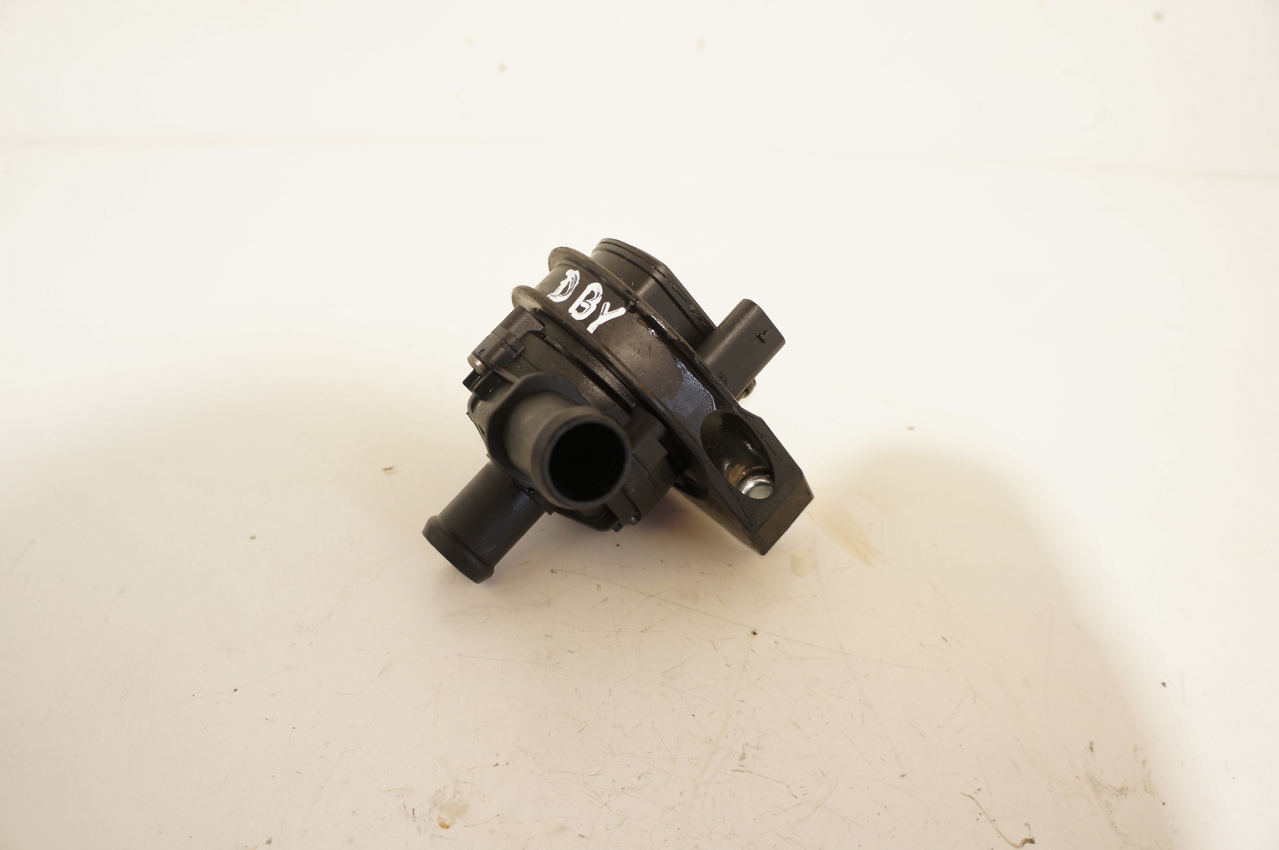 DODATKOWA POMPA WODY VW POLO SKODA FABIA SEAT IBIZA 1.0 TSI 0392023406