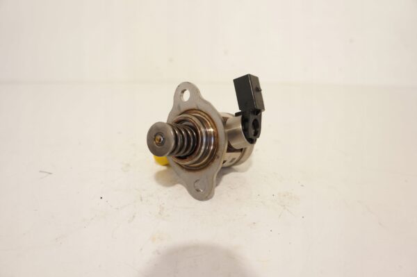 POMPA WYSOKIEGO CIĆNIENIA VW GOLF OCTAVIA SEAT LEON A3 1.5 TGI 05E127027D